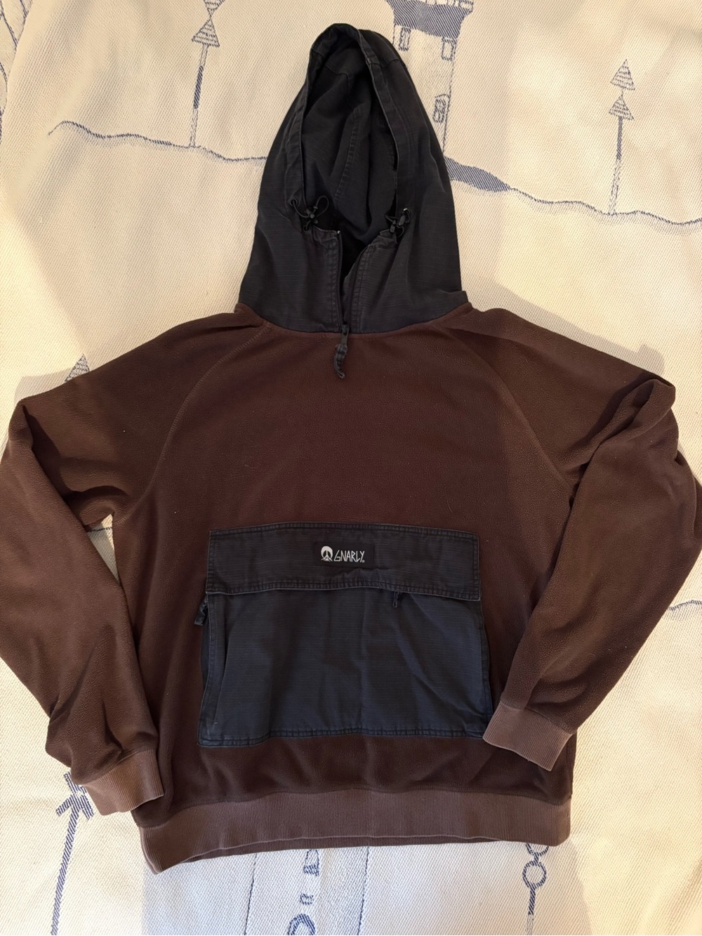 Gnarly fleece pullover